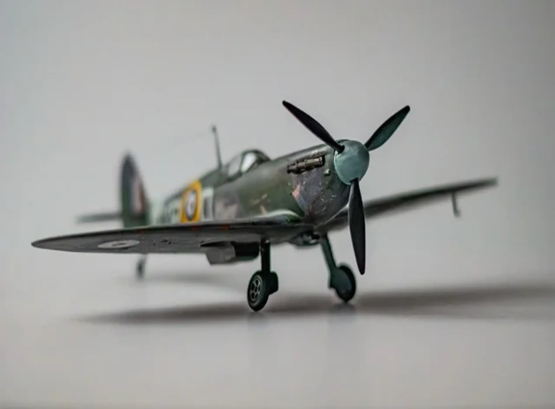 supermarine-spitfire-8579067_640-1okkk1